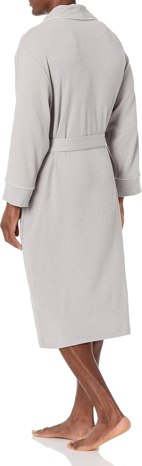 Amazon Essentials Men's Lightweight Waffle Robe (Available in Big & Tall)