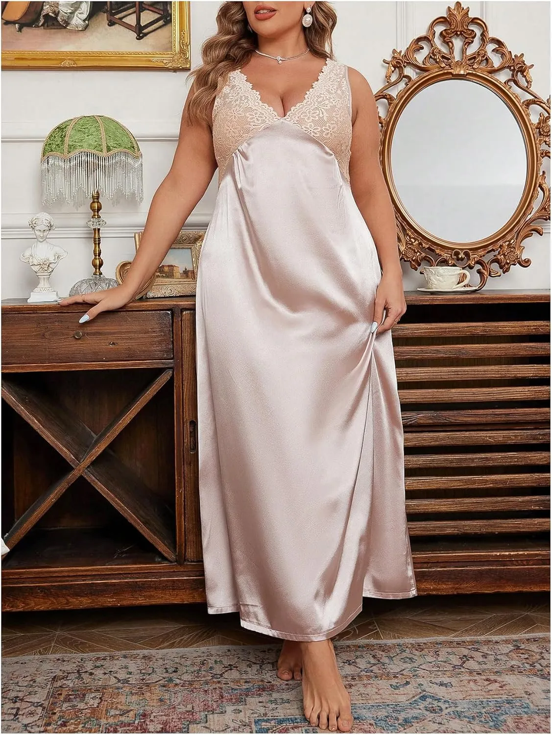 WDIRARA Women's Plus Size Satin Nightgown Double V Neck Lace Backless Long Lingerie Nightdress